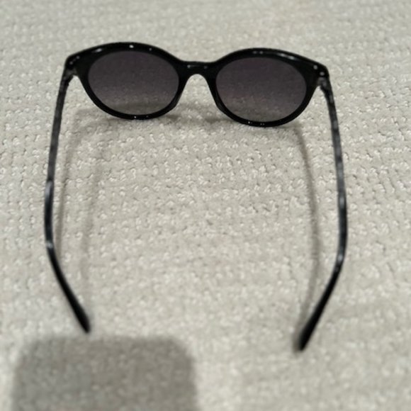 Chanel Sunglasses - Picture 6 of 12